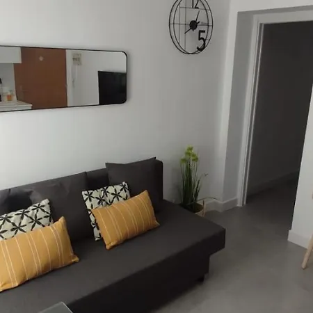 Apartment Estupendo En Triana *